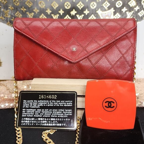Authentic Chanel Lambskin Diamond Stitched Envelope Matlesse Wallet Red - Picture 7 of 16